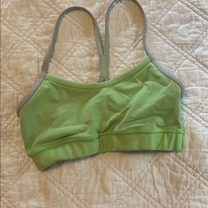 Lululemon sports bra